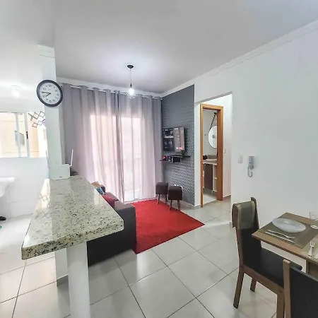 Bem No Centro, Cozinha Completa, Varanda E Garagem Poços de Caldas Exterior foto
