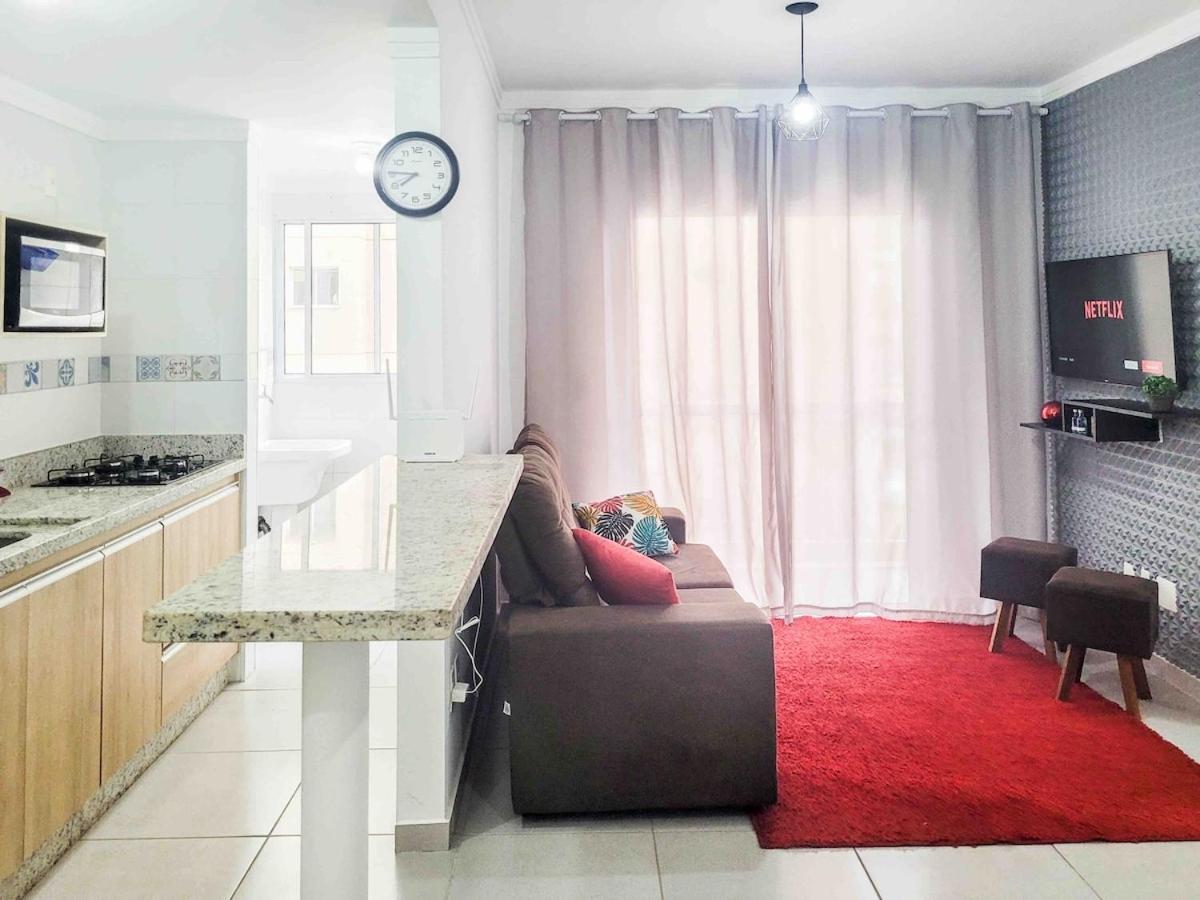 Bem No Centro, Cozinha Completa, Varanda E Garagem Pocos de Caldas